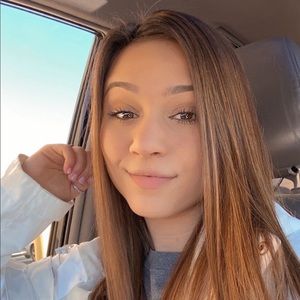 Meet your Posher, Isley